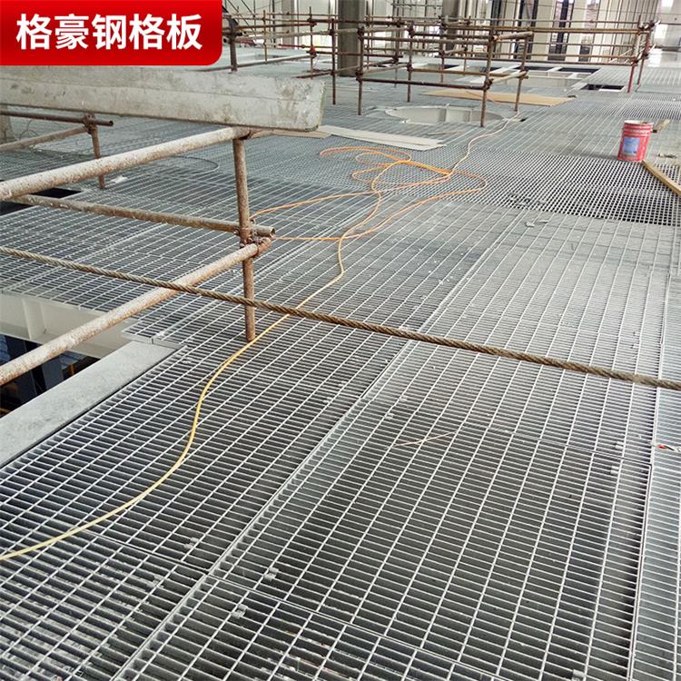 復合鋼格板應該滿(mǎn)足客戶(hù)哪些方面的需求？